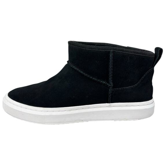 UGG Women’s Alameda Black Mini Slip On Sneaker Boot Size US 7.5 - Picture 3 of 11